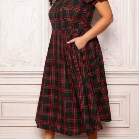 Sophia Dress in Evergreen Plaid - Picture 2 of 5